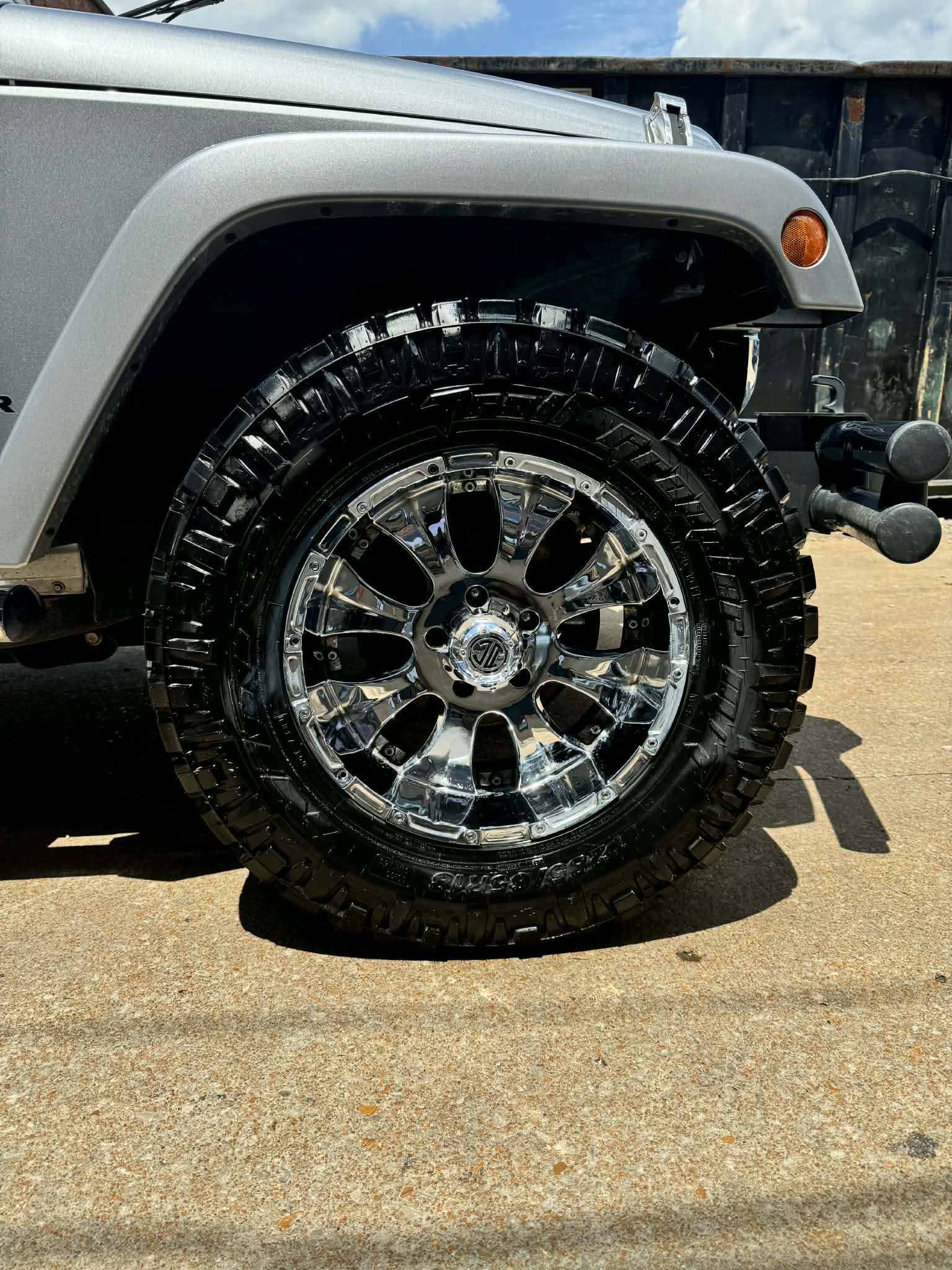Jeep wheel detail